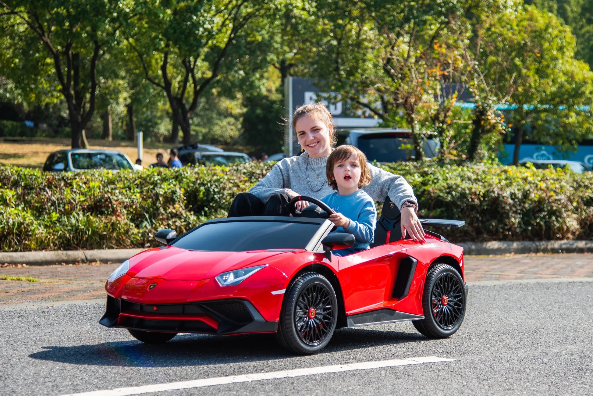 24V Lamborghini Aventador 2 Seater Ride On Car for Kids: Advanced Brushless Motor & Differential for High-Octane Fun   Freddo Toys Canada