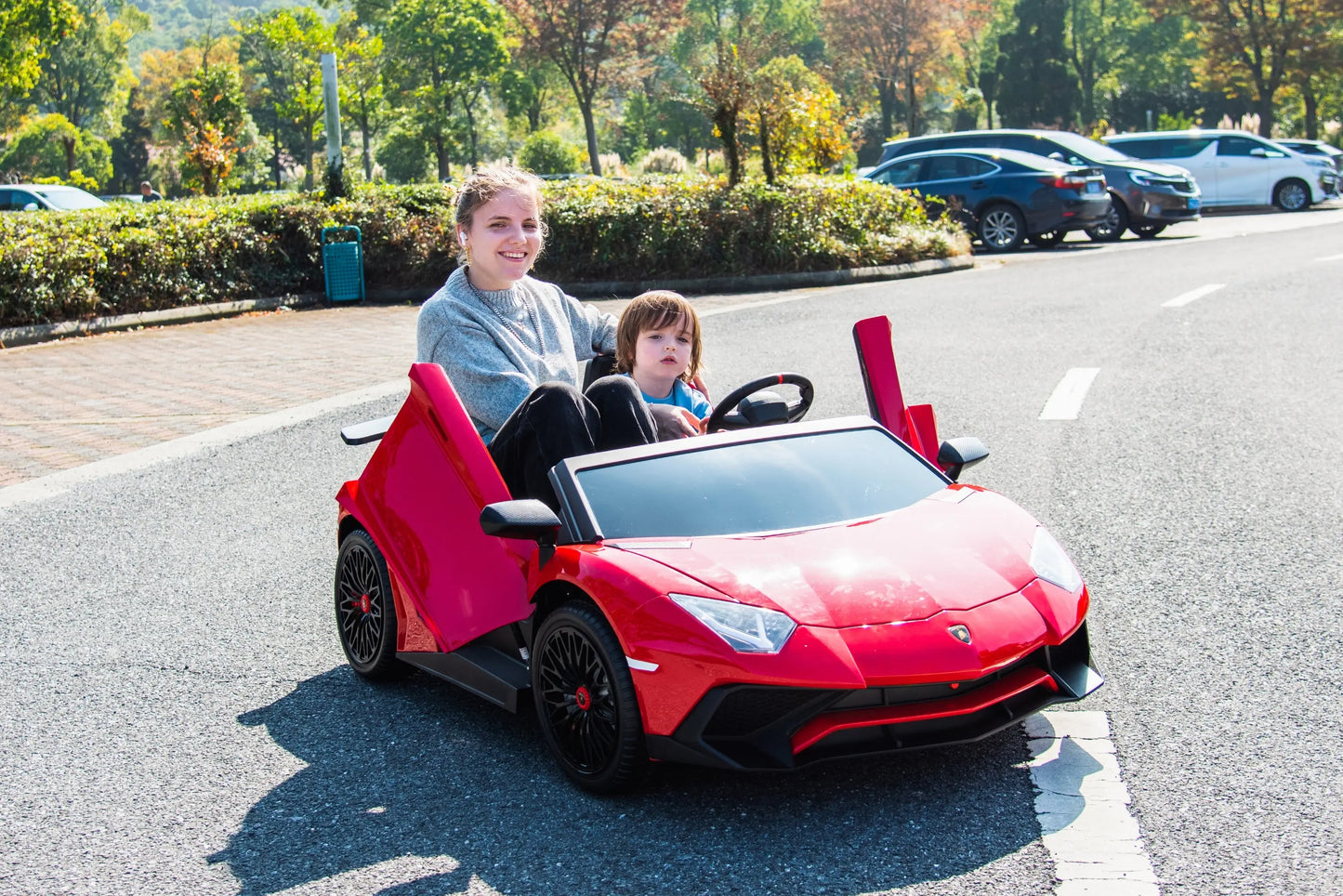 24V Lamborghini Aventador 2 Seater Ride On Car for Kids: Advanced Brushless Motor & Differential for High-Octane Fun   Freddo Toys Canada